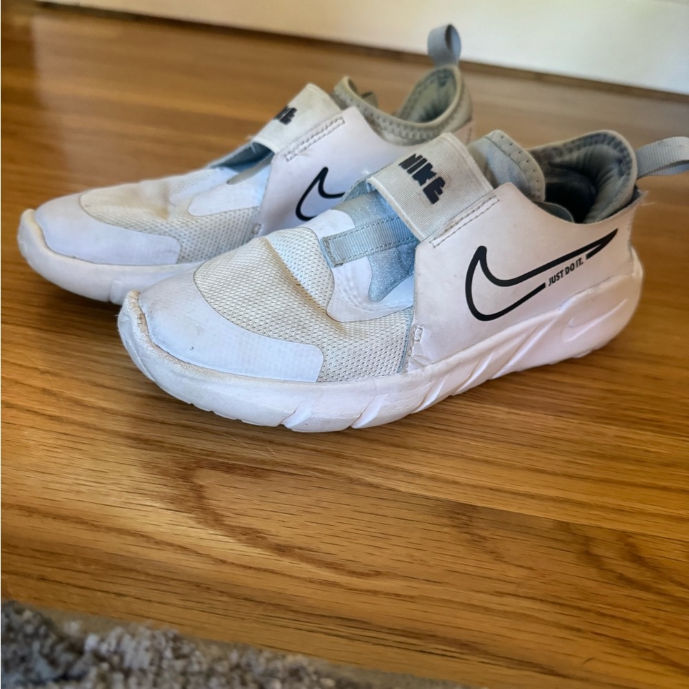 Nike Kids White and Black Slip-On Sneakers
